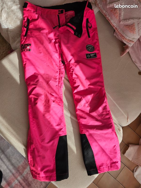 Pantalon ski Superdry rose fluo Vêtements