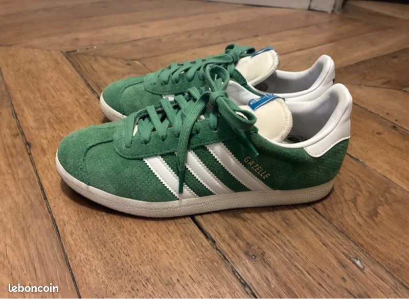 adidas gazelle silver green womens Pegashoes - Basket Adidas Originals Gazelle Vert fonc/Blanc