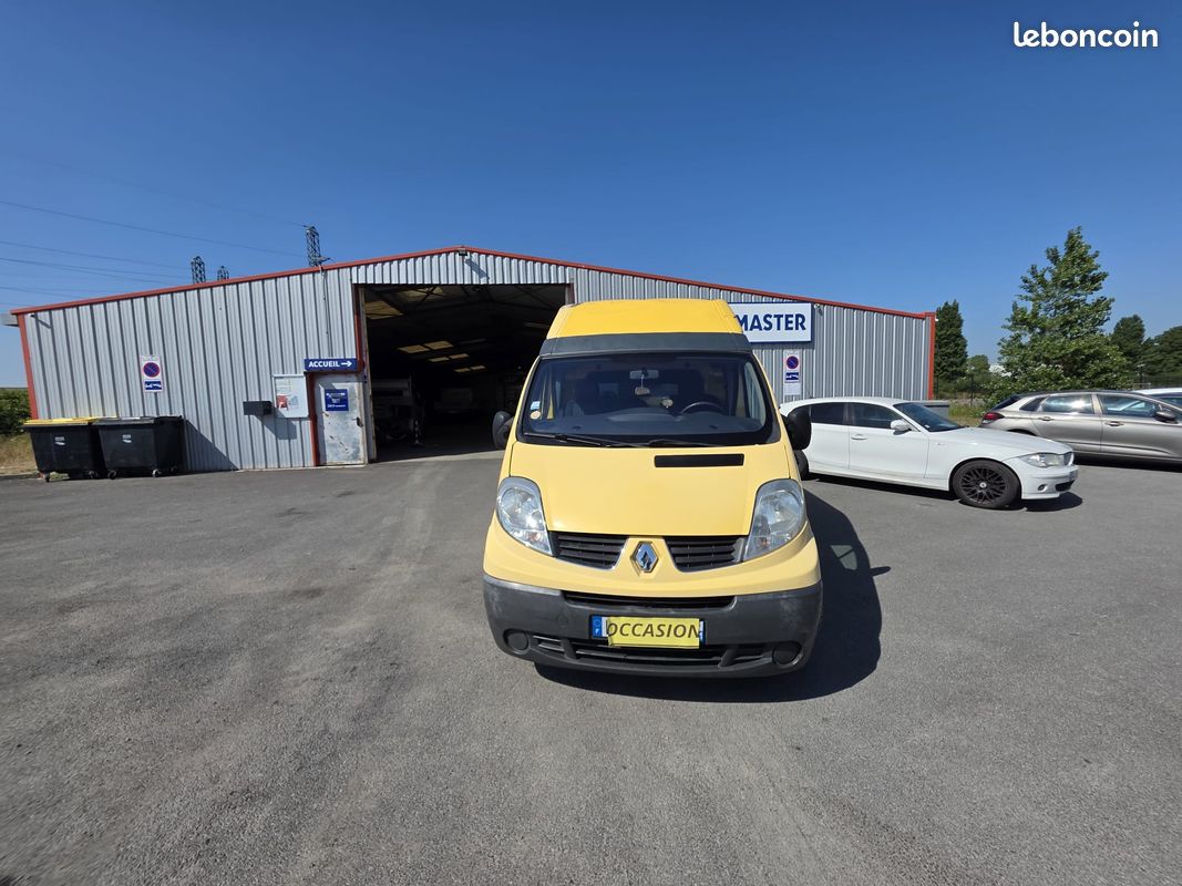 Renault trafic (image 2)