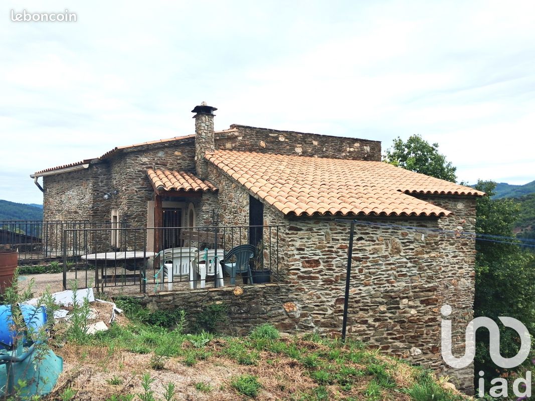 Maison 5 pièces 190 m² · à Saint-Hilaire-de-Lavit · 190 m² · 232 000 €