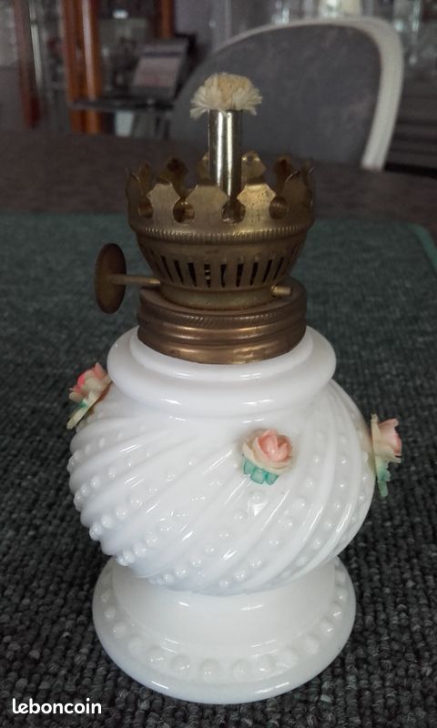 Petite lampe à pétrole (image 3)