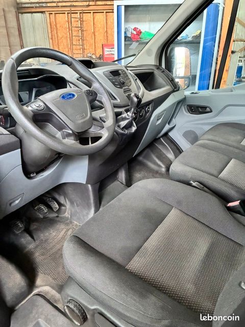 Ford Transit dépanneuse 2.0 TDCI TVA récupérable (image 2)