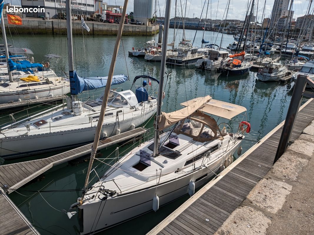 Dufour 310 Grand Large — View photo 1