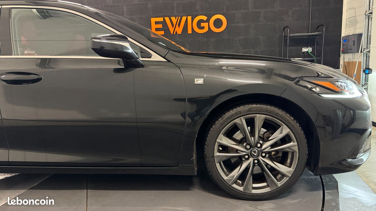 LEXUS ES 2.5 300H 218ch - F-SPORT EXECUTIVE - TOIT OUVRANT - CARPLAY (image 26)