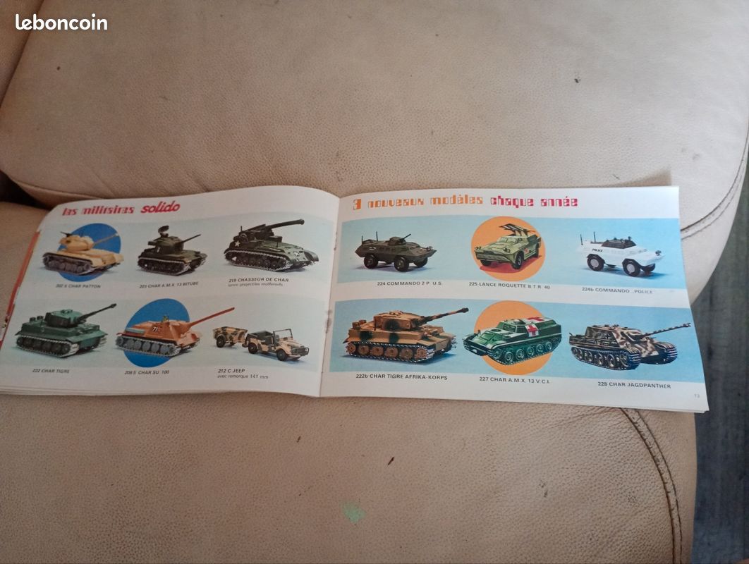 Lot De 11 Catalogues Anciens Solido, Dugu, Sibur - Échelle 1:43