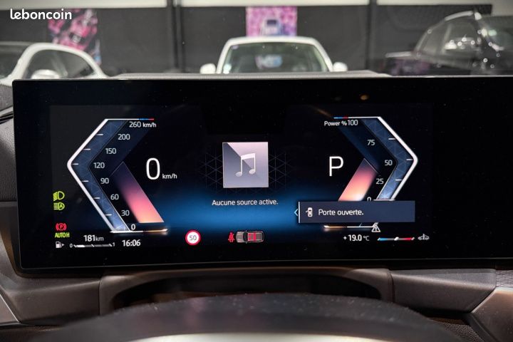 BMW Série 3 Touring 320iA 184ch M Sport Carplay Attelage Escamotable Volant Chauffant Garantie 12 mois (image 13)