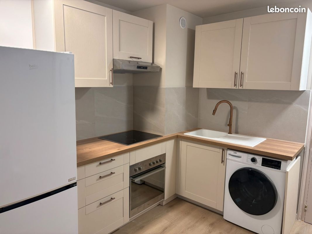 Appartement 3 pièces 34 m² · à Divonne-les-Bains · 34 m² · 1 500 €/mois