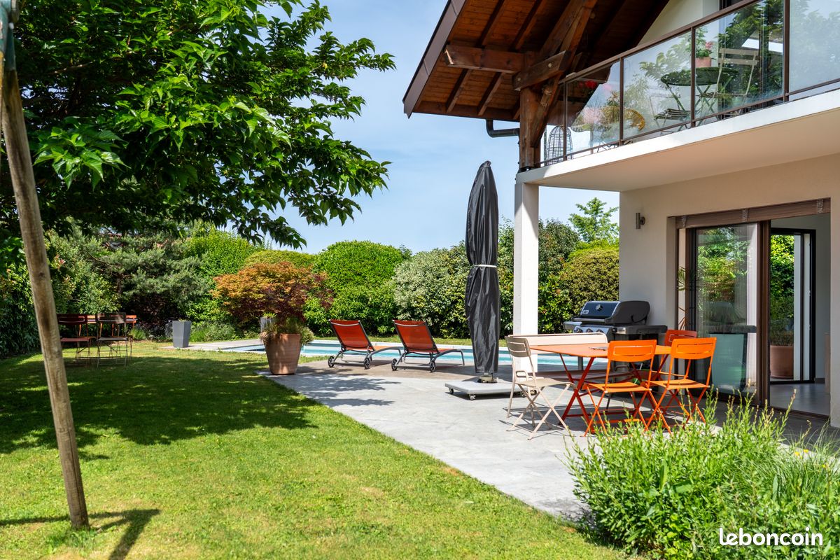 Maison 5 pièces 177 m² · à Villaz · 177 m² · 1 120 000 €