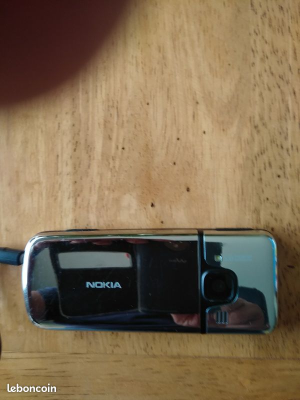 Nokia 6700 inox neuf (image 2)