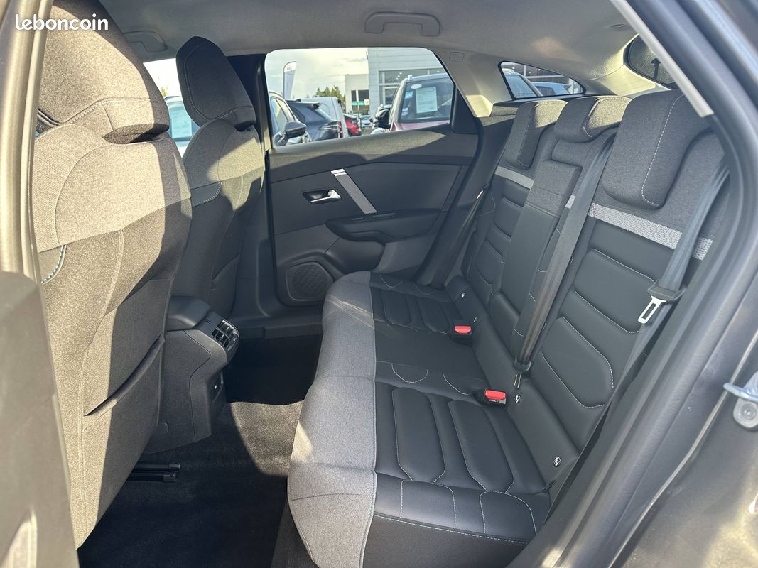 CITROEN C4 BlueHDi 130 EAT8 Max (image 11)