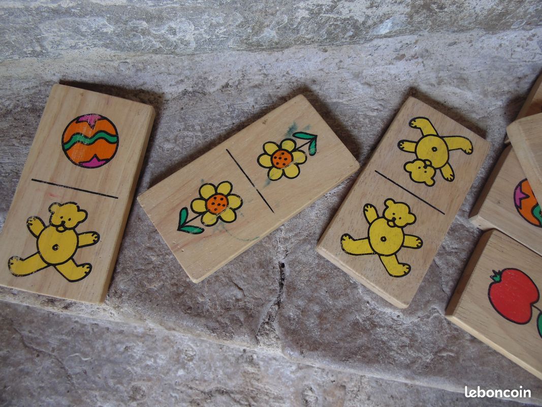 Moses Domino – Jeu De Société Coloré Dès 4 Ans – 28 Pièces En Bois – Classique Revisité