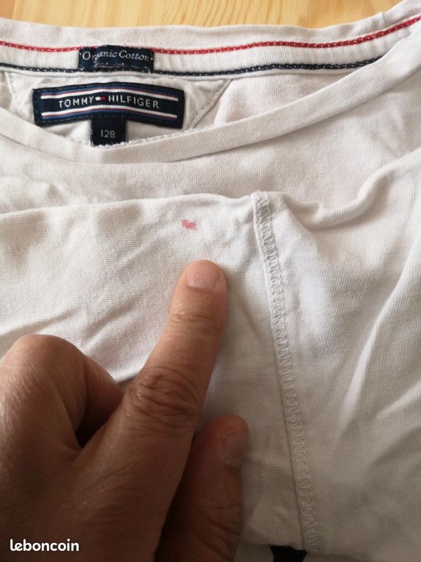 🌈🇺🇸 Adorable T-shirt Tommy Hilfiger pour enfants 🌈🇺🇸 (image 4)