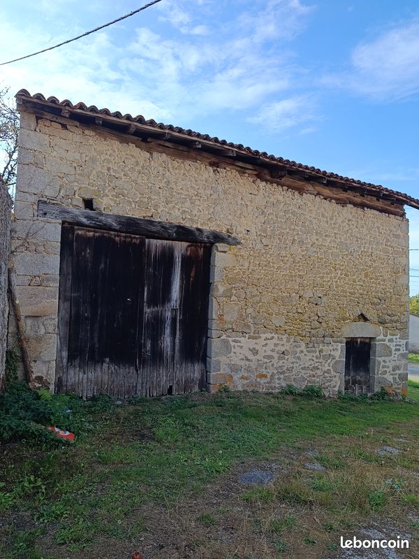 Maison 1 pièce 100 m² · à Blond · 100 m² · 12 000 €