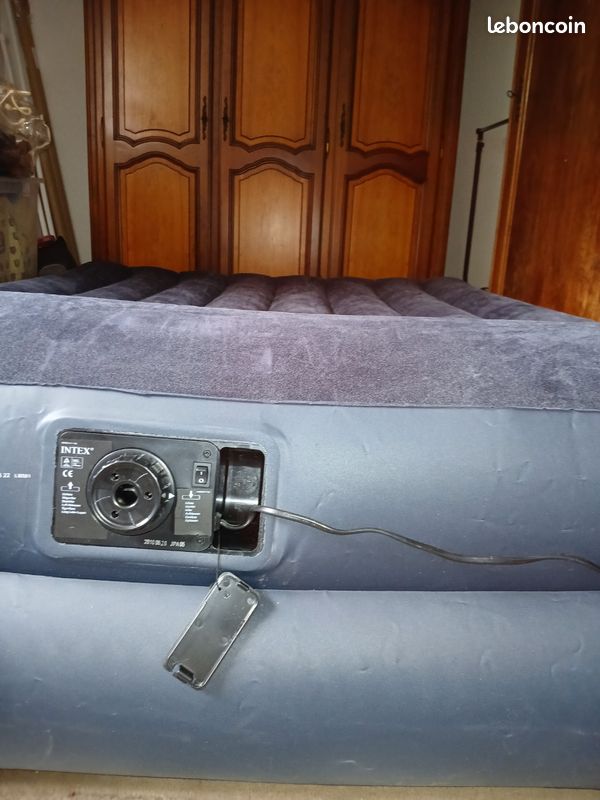 Matelas auto gonflable 2 places INTEX (image 16)