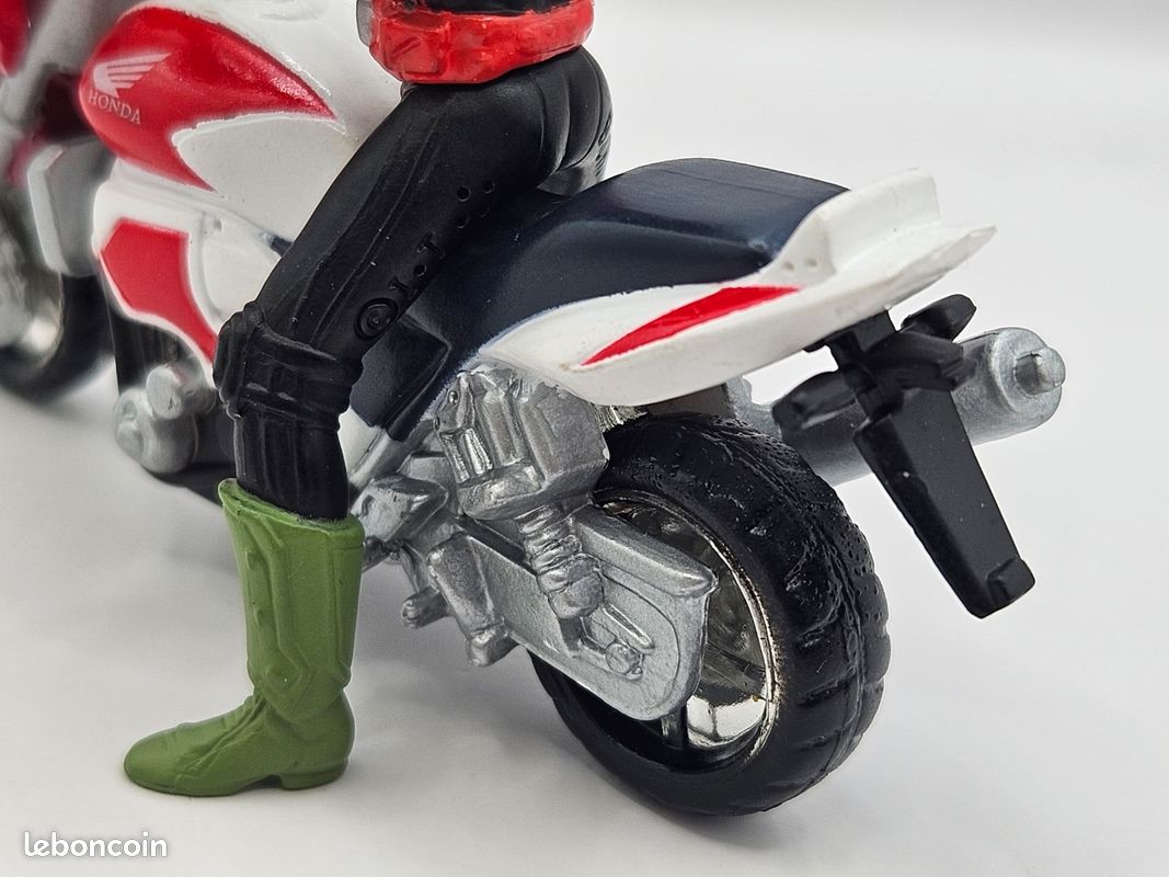 Kamen Rider Cyclone No.2 Mecha Collection Toei Machine Chronicle Gashapon Bandai (image 12)