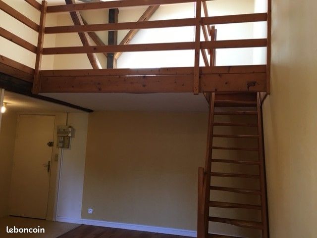 Appartement 1 pièce 31 m² · à Gençay · 31 m² · 320 €
