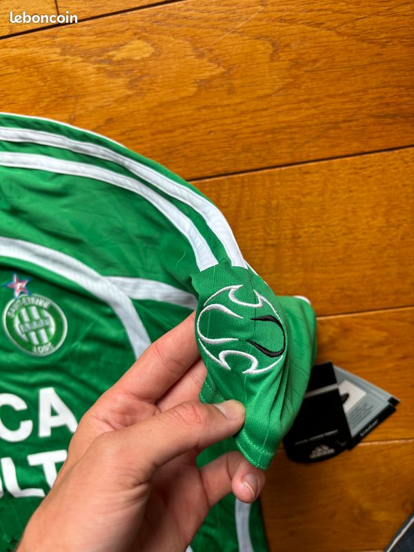 Maillot ASSE saison 2006/2007 dédicace par 11 joueurs - Collection