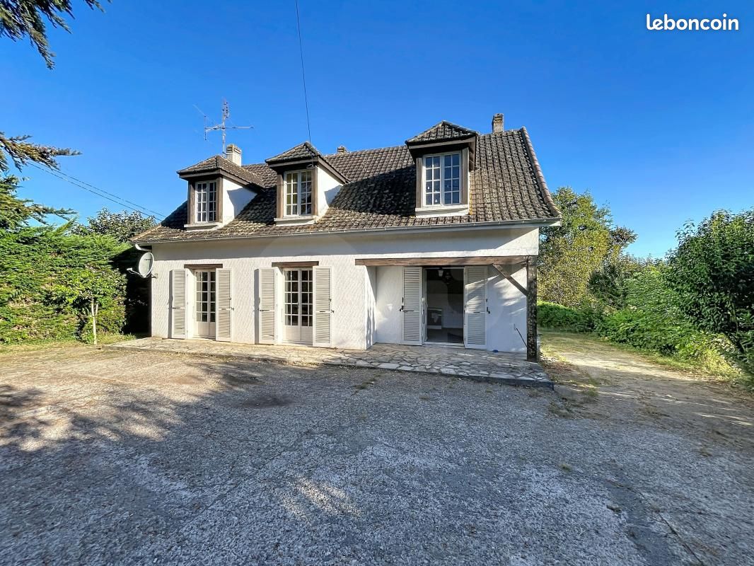 Maison 6 pièces 118 m² · à Varennes · 118 m² · 138 500 €