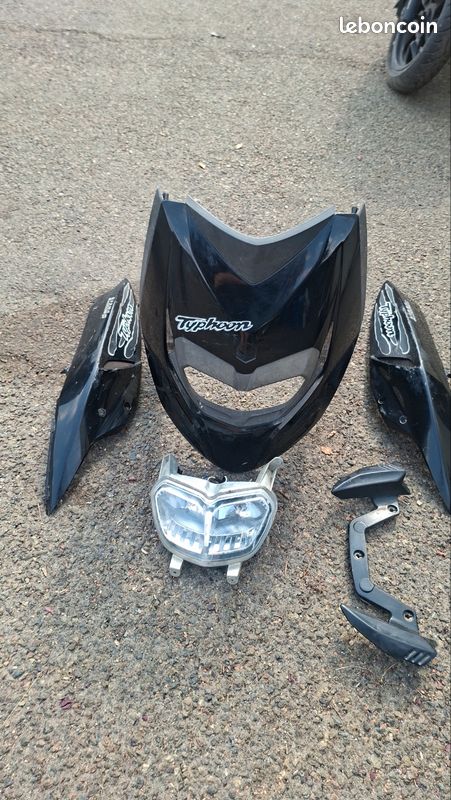Lot carenage scooter (image 1)