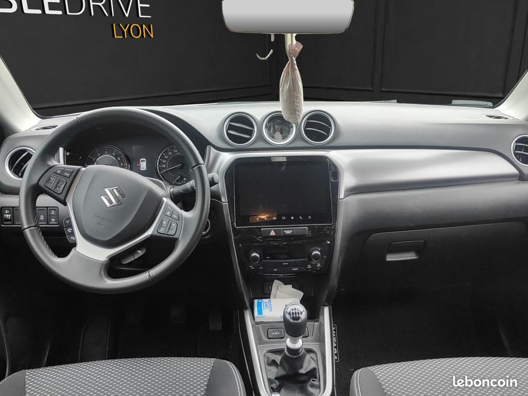 SUZUKI VITARA 1.4L MILD HYBRID PHASE 3 - 110cv - EN PARFAIT ETAT - ENTRETIEN SUZUKI - 1ère MAIN (image 13)