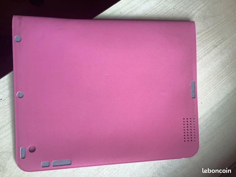 Smart Cover pour tablette Neuve (image 2)