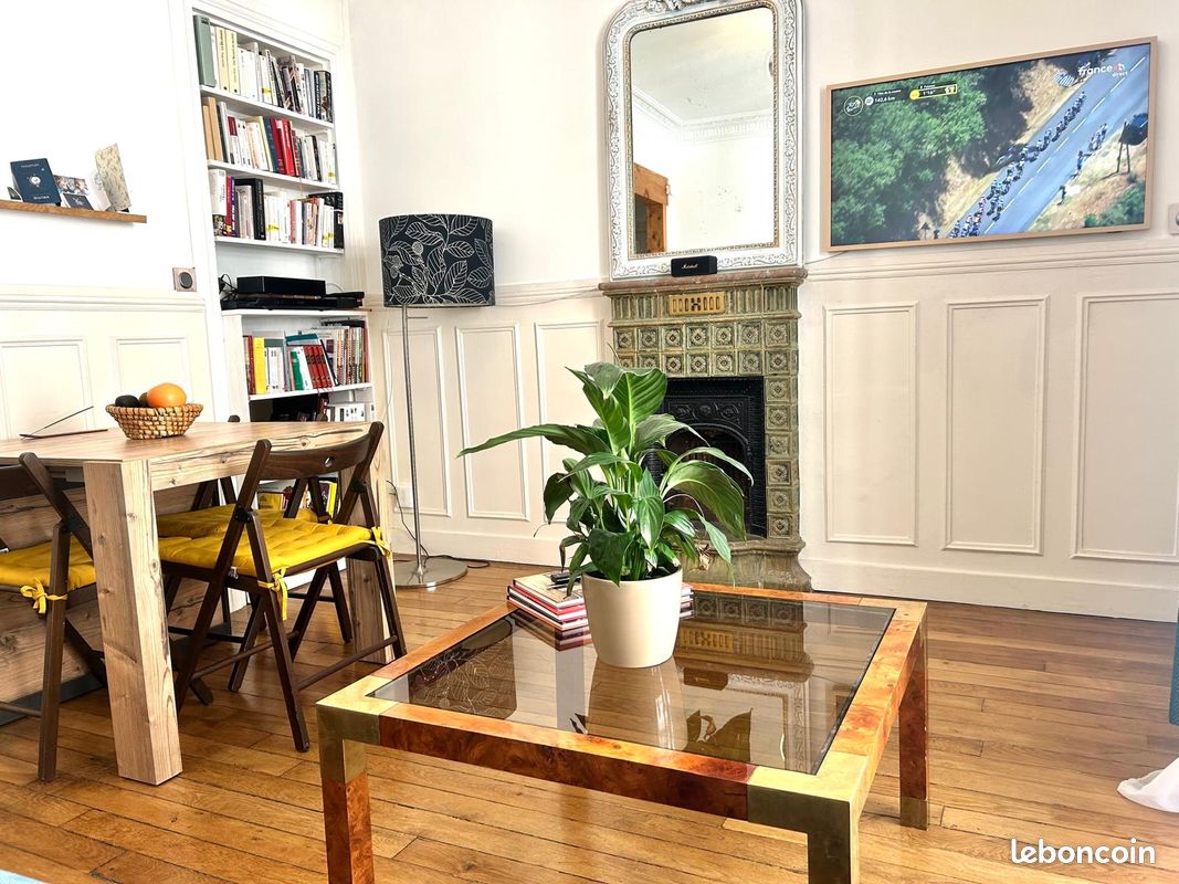 Appartement 3 pièces 50 m² · à Paris · 50 m² · 1 900 €/mois