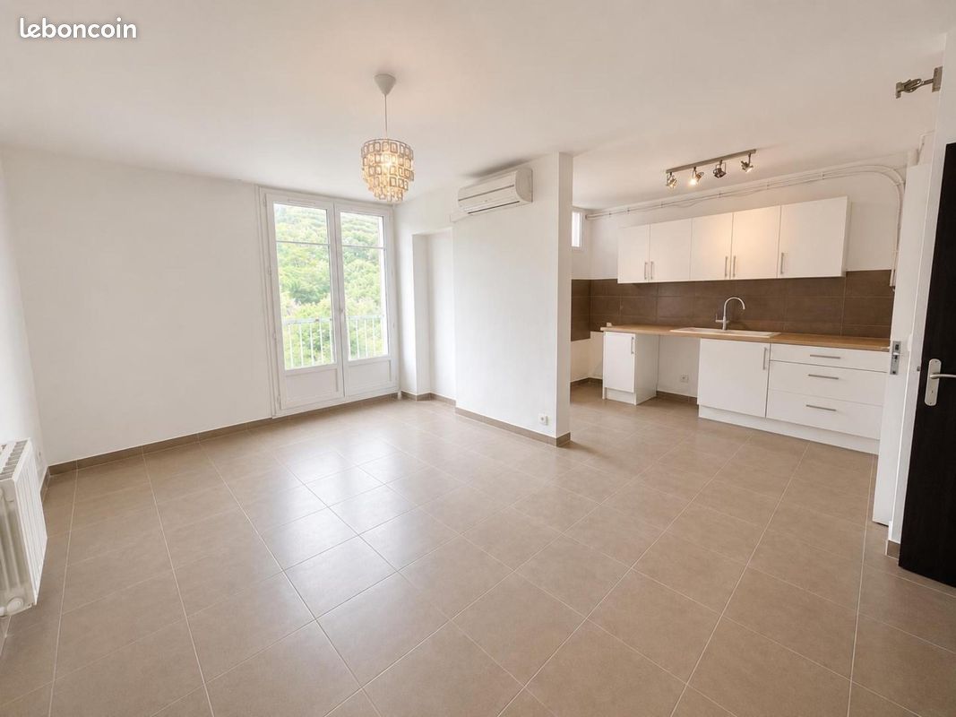 Appartement 3 pièces 64 m² · à Bastia · 64 m² · 127 000 €