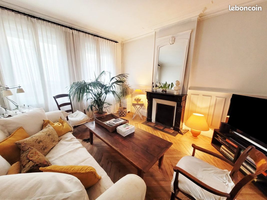 Maison 11 pièces 183 m² · à Gournay-en-Bray · 183 m² · 230 500 €