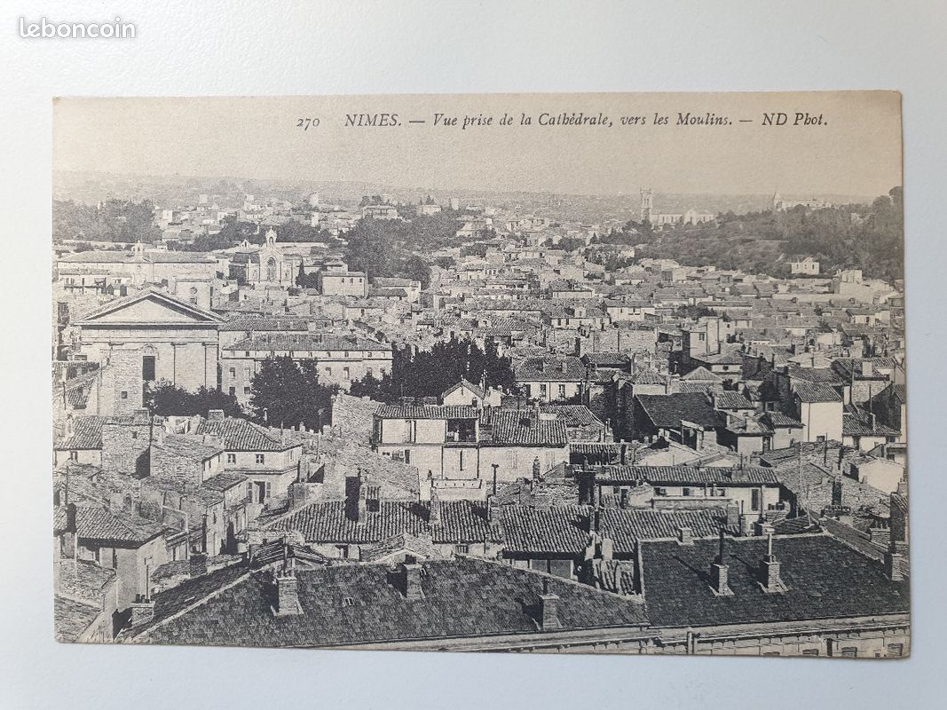 Carte postale Nîmes vue prise de la cathédrale vers les Moulins (image 1)