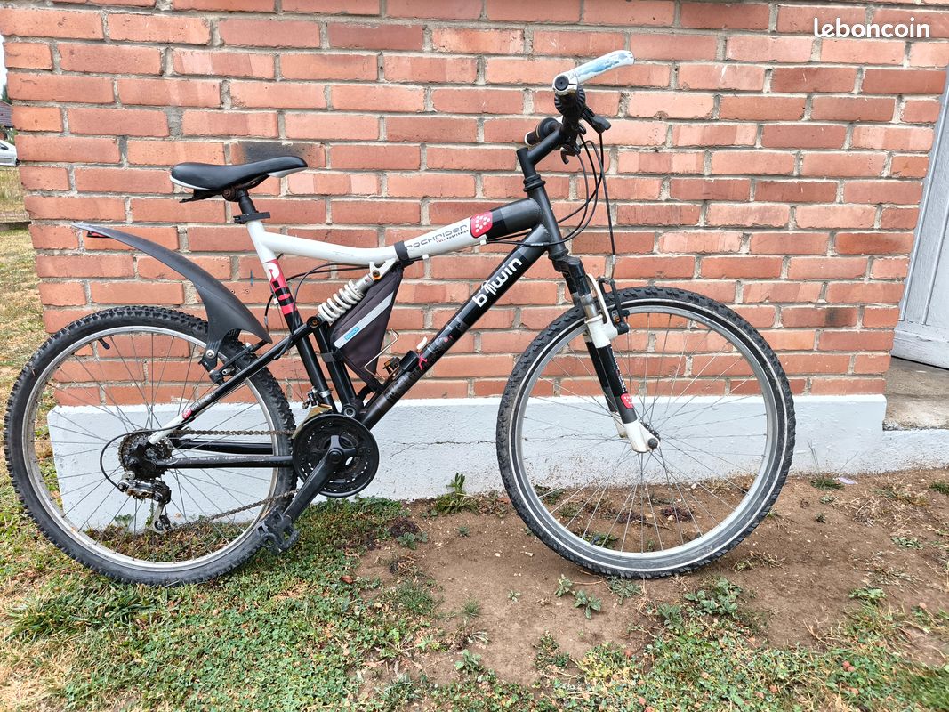 À vendre vélo 26 pouces (image 8)