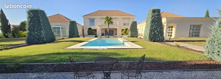 Propriété 18 pièces 684 m²