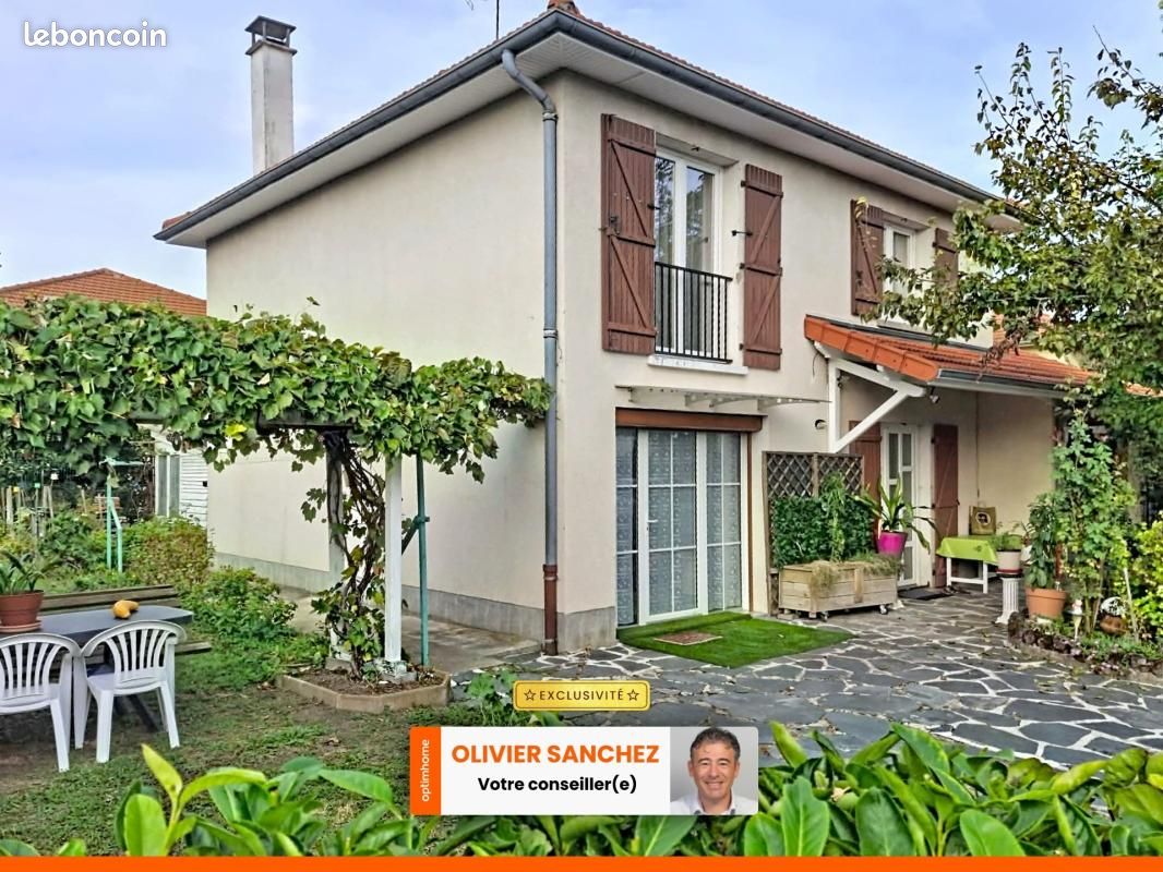 Maison 5 pièces 119 m² · à Cournon-d'Auvergne · 119 m² · 294 000 €