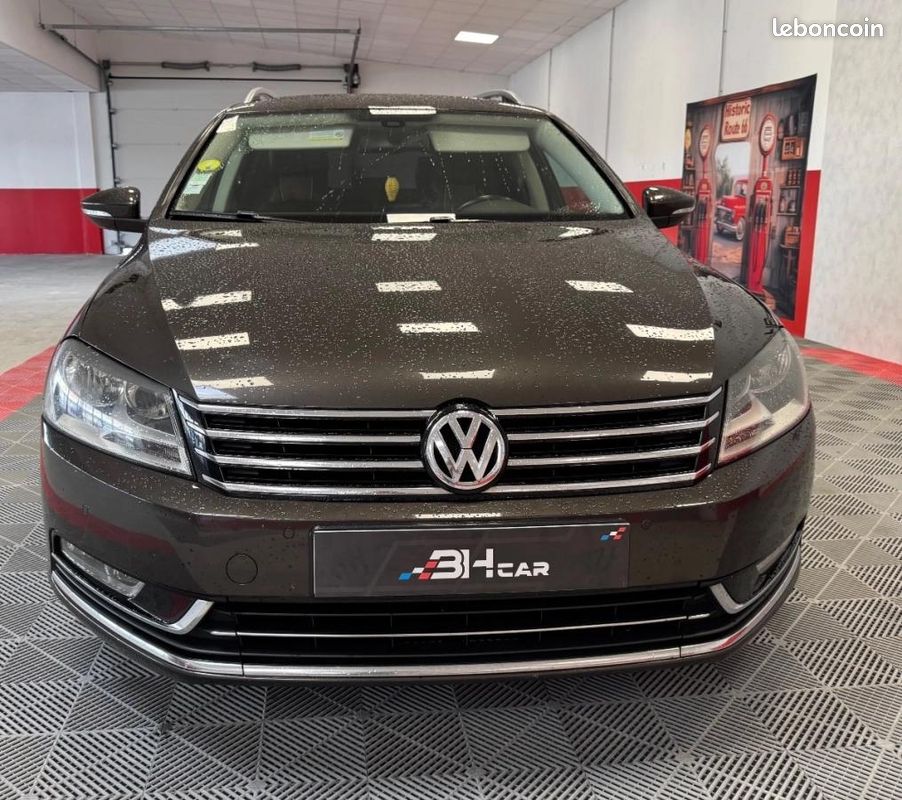 Volkswagen Passat BREAK 1.6 TDI 105 BLUEMOTION CONFORT LINE (image 2)