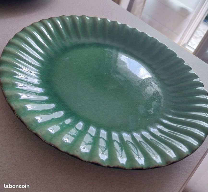 Grande assiette Vert audacieux - Vaisselle en grès artisanale