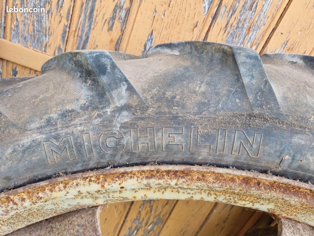 2 roues étroites pour tracteur (image 3)
