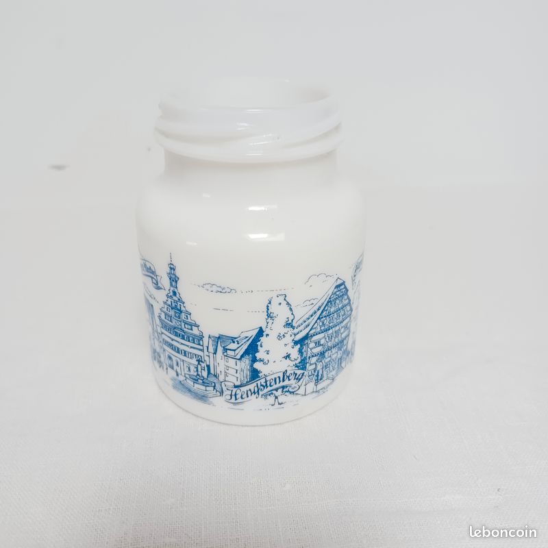 Lot de 3 pots d'apothicaire en opaline (image 9)