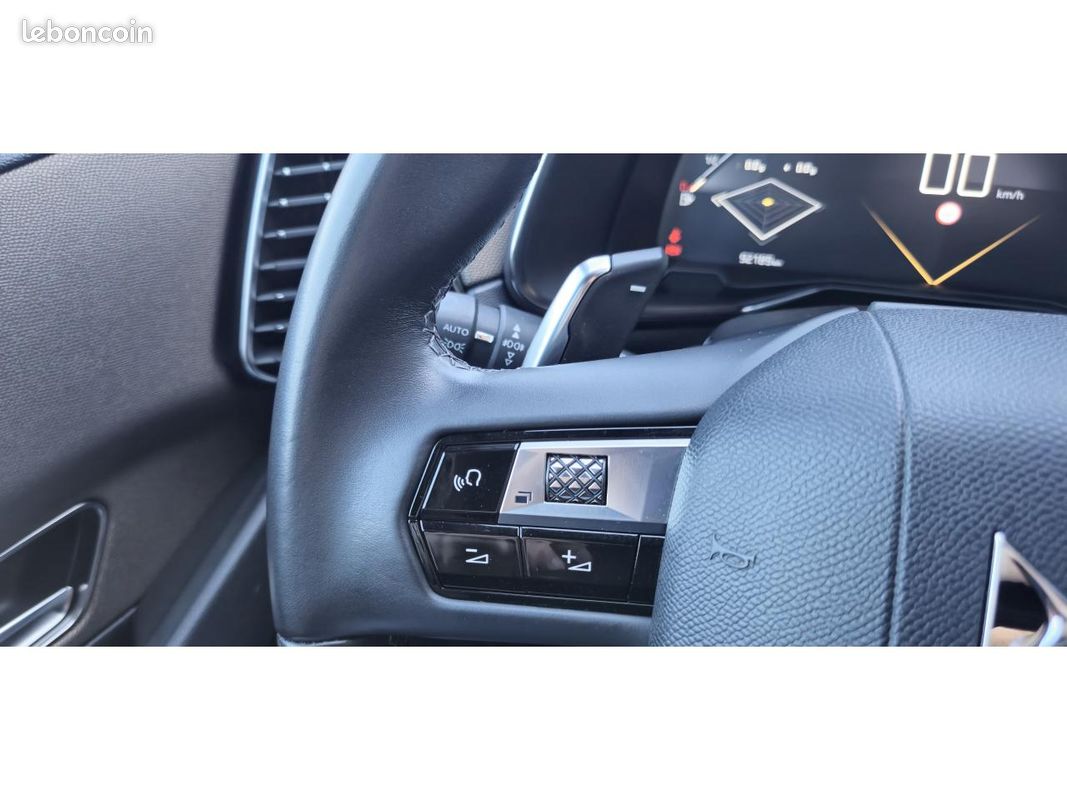DS DS 7 CROSSBACK 1.5 BlueHDi 130 EAT8 So Chic +CAMERA+KEYLESS (image 16)