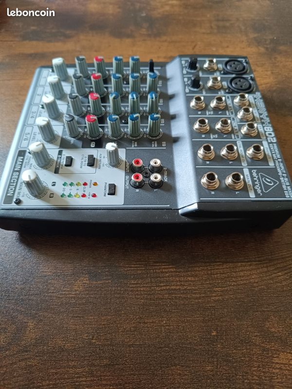Table de mixage behringer xenyx 802 (image 3)