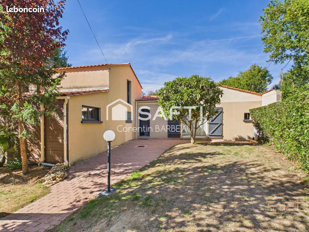 Maison 7 pièces 180 m² · à La Roche-sur-Yon · 180 m² · 349 900 €