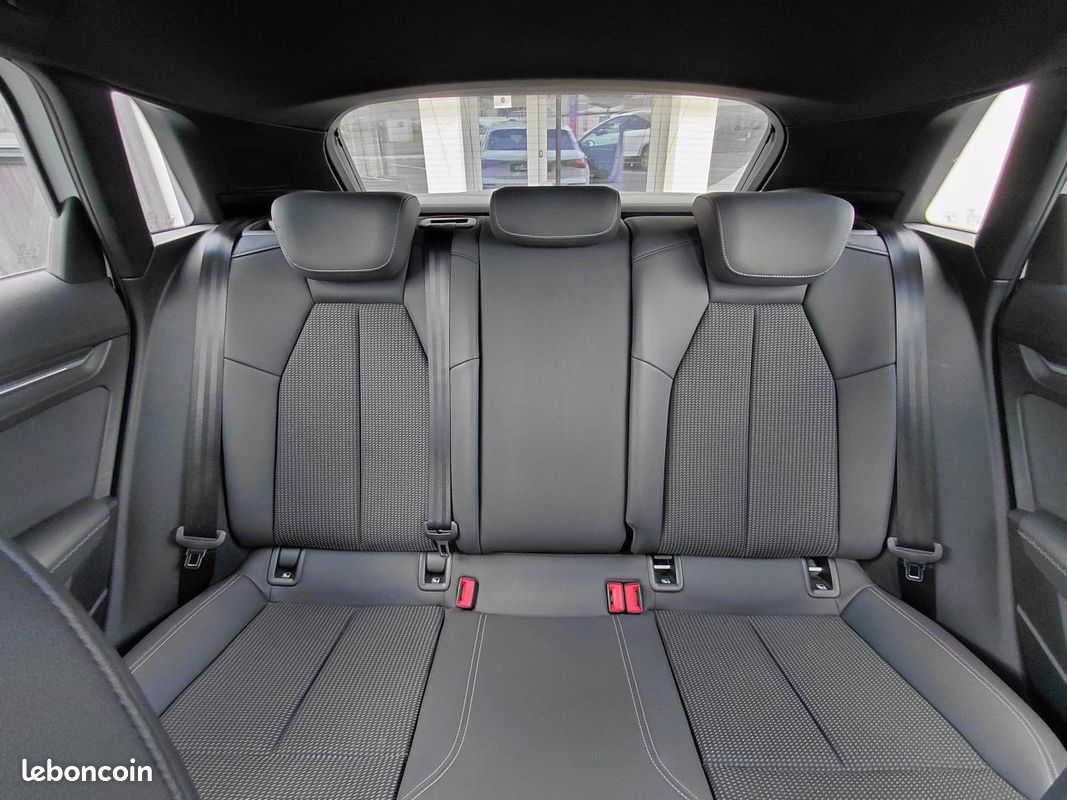 AUDI A3 SPORTBACK 1.4 40 TFSIE 204H 150 PHEV HYBRID 25.7KWH S-LINE S-TRONIC BVA / Toit Panoramique / Garanti (image 19)