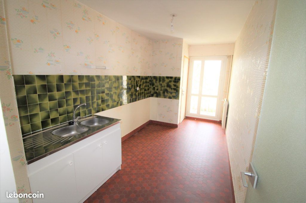 Appartement 4 pièces 82 m² · à Saint-Brieuc · 82 m² · 795 €