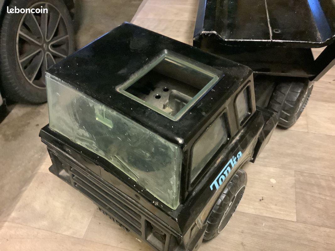 Camion Militaire Tonka 1981 – Avec Remorque Radar, Tôle, Occasion