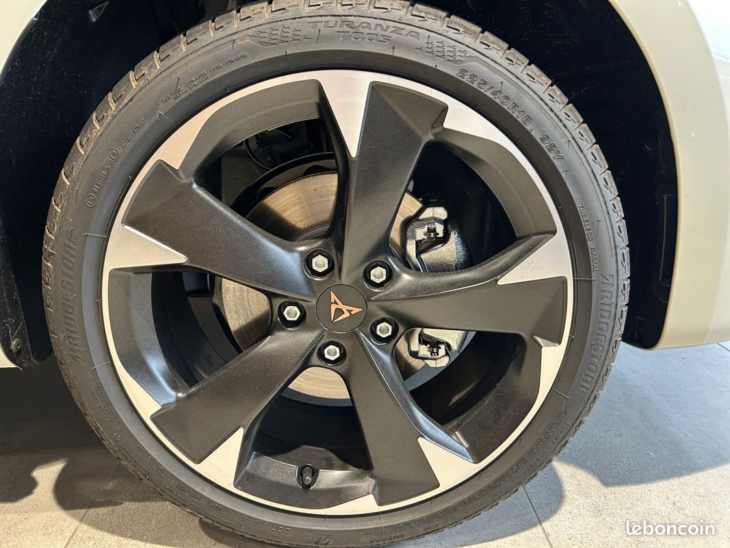 CUPRA Leon 1.5 eTSI Hybrid 150 ch DSG7 V (image 9)