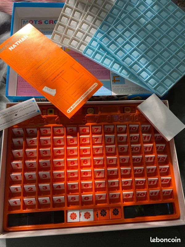 NATHAN / Années 70 / Jeu de Société / GRAND JEU DES MOTS CROISÉS / Jeu Nathan / Très bel état / 590 928 / Collector / Jeu de lettres type SCRABBLE / SUDOKU etc (image 4)