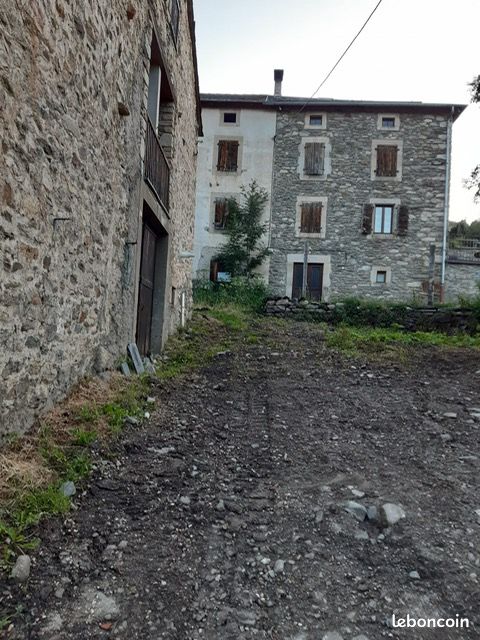 Maison 5 pièces 140 m² · à Puyvalador · 140 m² · 80 000 €