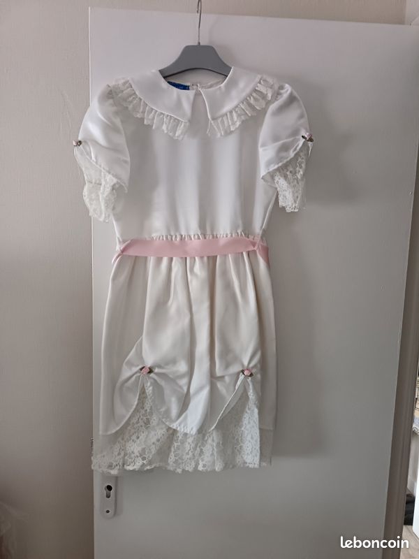 Robe de cérémonie (image 2)