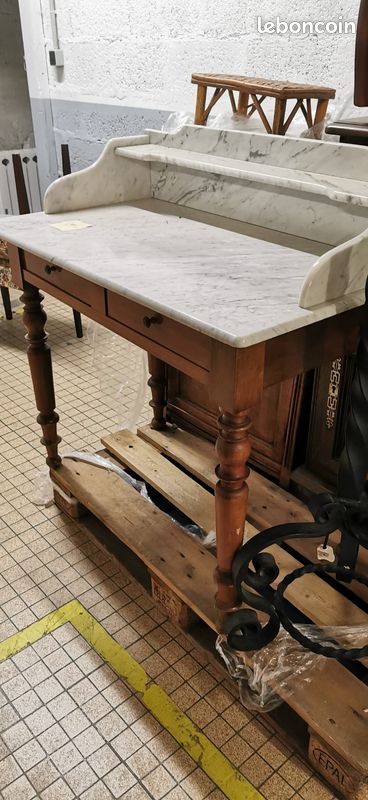 Table de toilette (image 1)