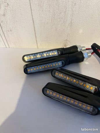Behogan Lot 4 Roues 120mm LED ABEC 7 – Lumineuses Silencieuses – Pour Scooter Et Trottinette