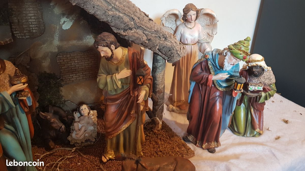 Grande Crèche de Noël Complète 11 Santons - 43cm | La Boutique des
