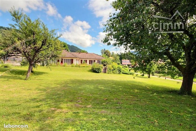 Propriété 7 pièces 163 m²
